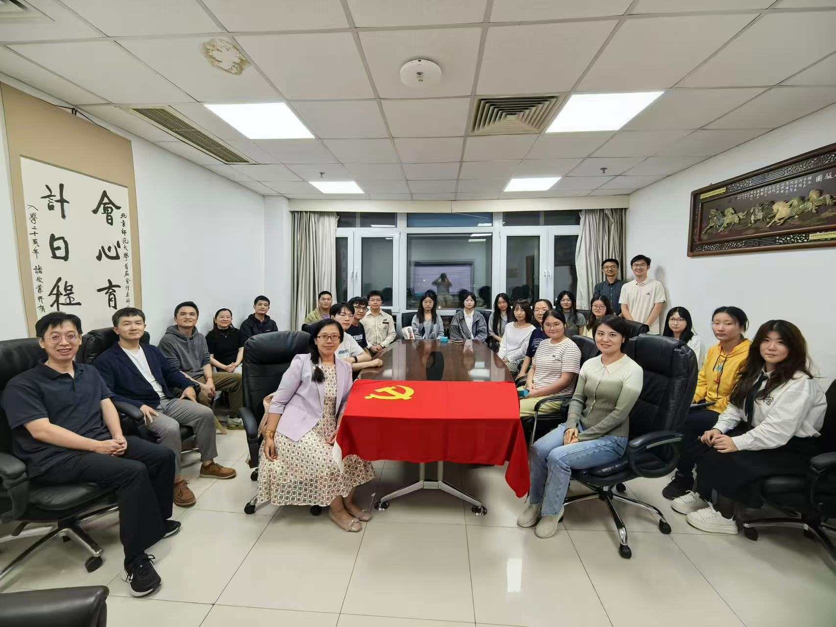图1.jpg